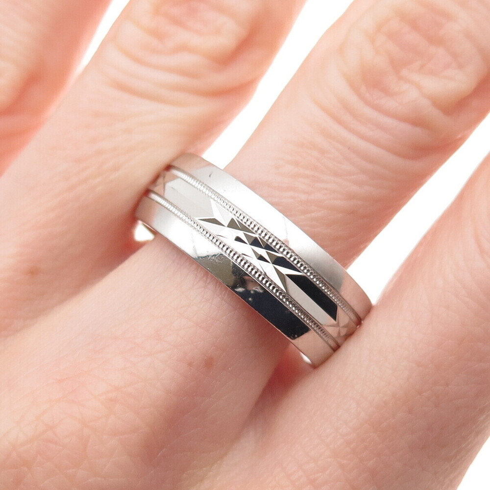 925 Sterling Silver Diamond-Cut Band Ring Size 11